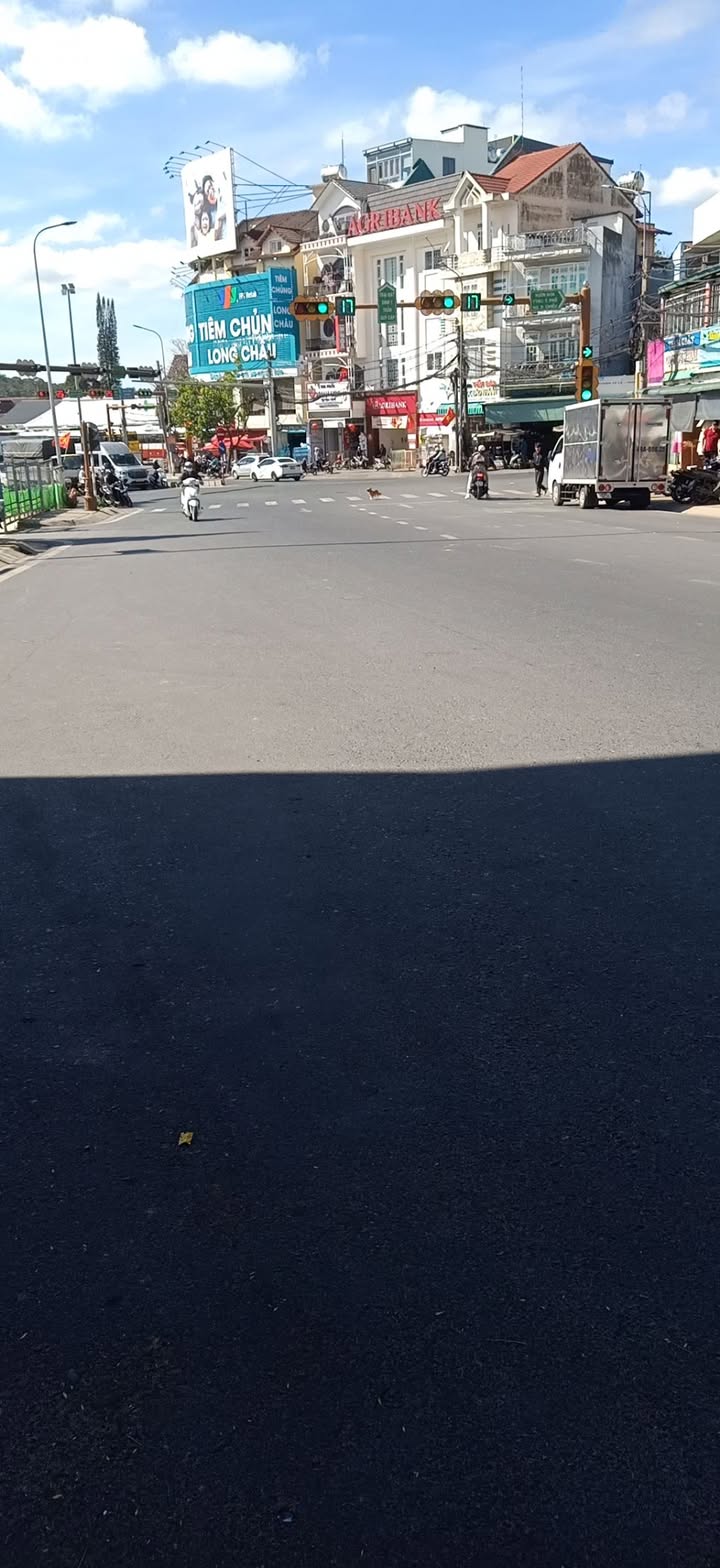 Nhà mặt tiền Ôtô Tải tại Đà Lạt 123m² giá 3.85 tỷ - Đầu tư sinh lời!