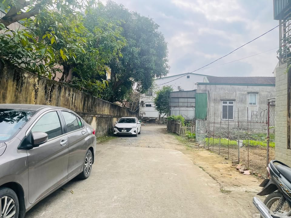 Đất nền Nghi Phú, TP Vinh 150m² giá 6 tỷ - Đường ô tô rộng rãi!