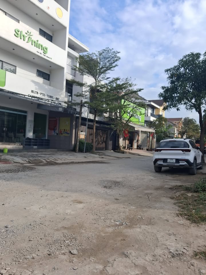 Nhà 3 tầng mặt tiền đường 12m tại Nghi Phú, 164m² - Vị trí trung tâm đắc địa!