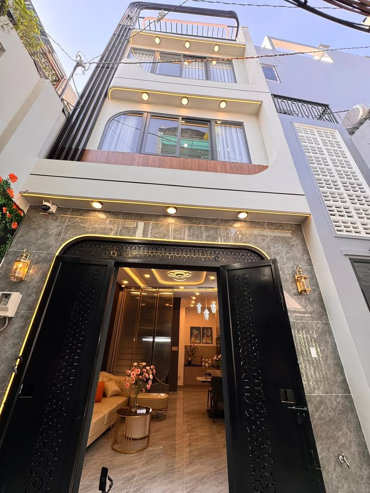 Nhà đẹp hẻm thông Quang Trung, Gò Vấp 43m² giá 6.55 tỷ - Full nội thất sang trọng!