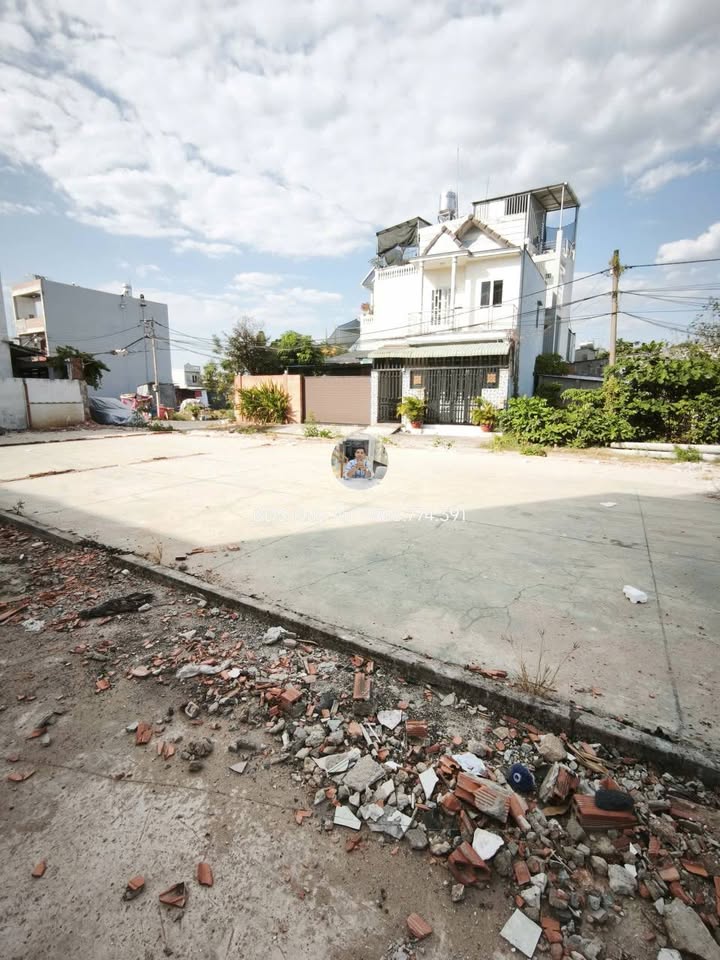 Đất thổ cư Hóc Môn 107m² giá 4 tỷ - Mặt tiền đường Trung Đông 7