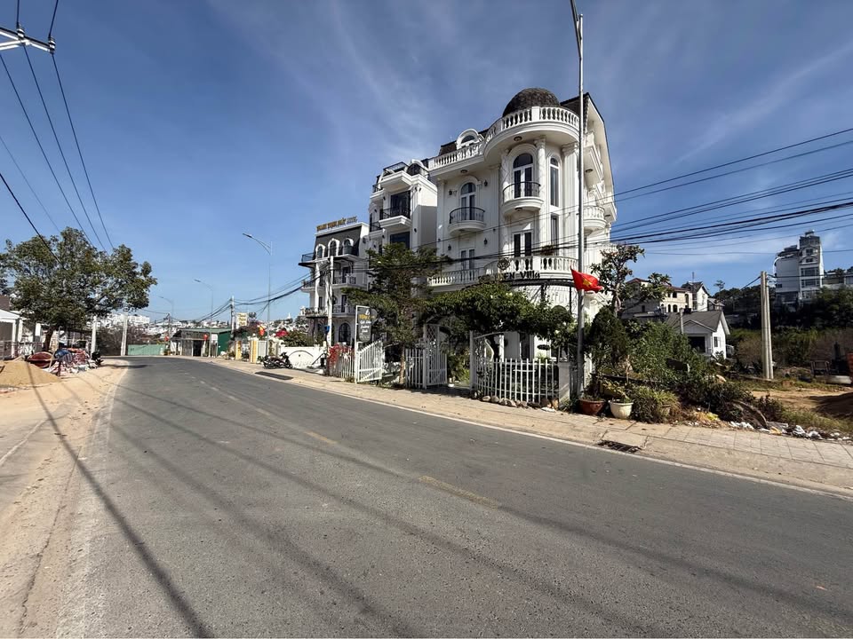 Đất mặt tiền Tô Hiến Thành Đà Lạt 351m² giá 26 tỷ - Vị trí đắc địa cho kinh doanh