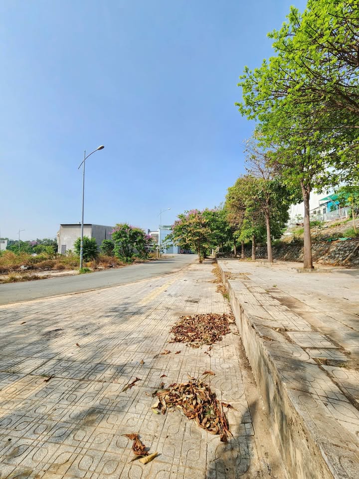 Đất 2 mặt tiền Tân Bình Dĩ An 86.5m² giá 3.5 tỷ - Pháp lý rõ ràng!