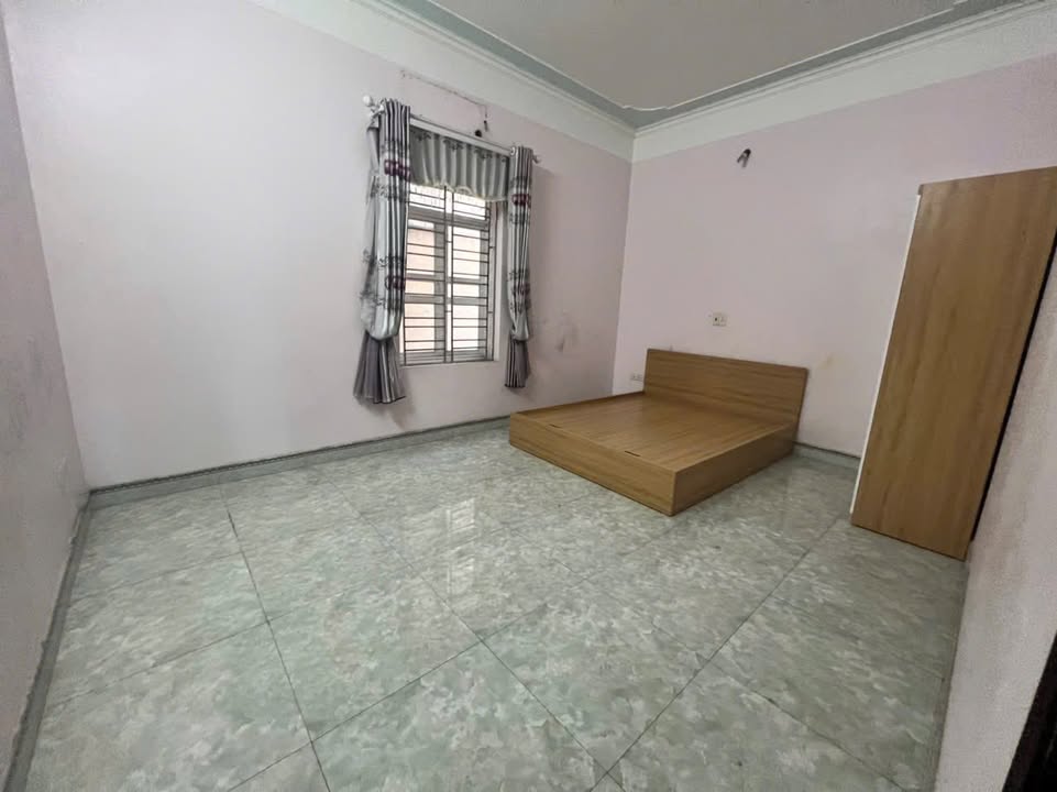 Nhà cho thuê tại Phố Nối, 7 phòng ngủ giá 17 triệu - Nội thất đầy đủ, sẵn sàng ở ngay!