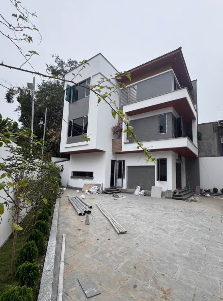 Biệt thự mini Thị trấn Hương Sơn 200m² giá 6 tỷ - Sẵn sàng sống ngay!