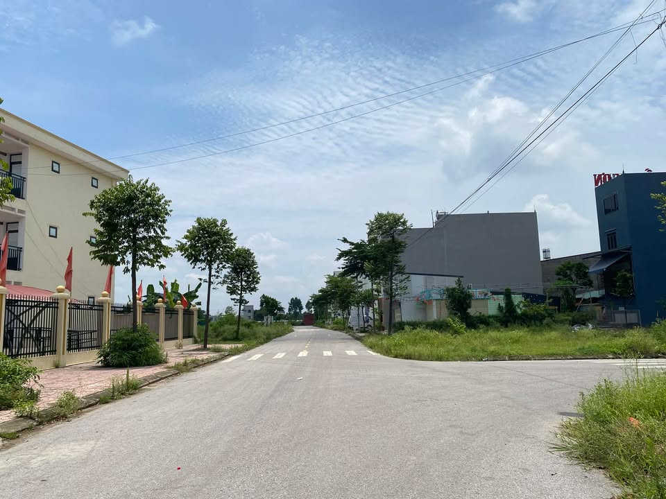 FrontHouse Trần Danh Tuyên TP Bắc Giang 90m² giá 4 tỷ - Vị trí đắc địa kinh doanh