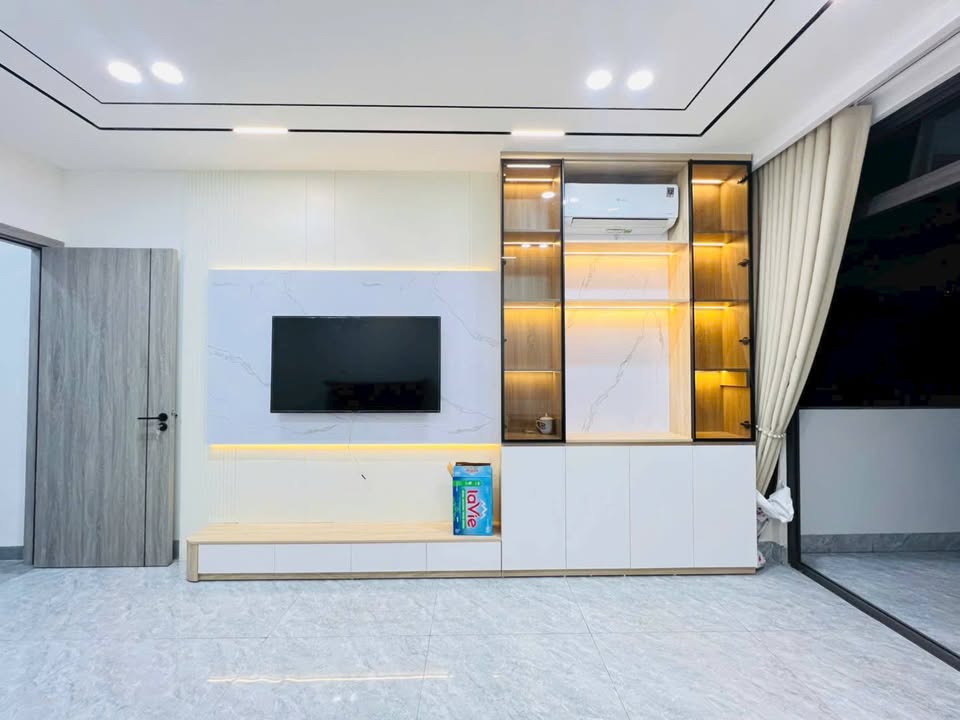 Nhà Phố Hoàng Mai 44m² giá 19 tỷ - Đầu tư sinh lời tuyệt vời!