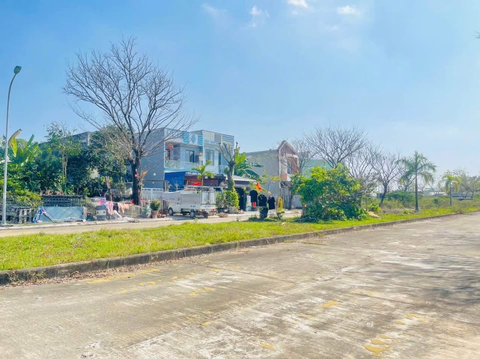 Đất Golden Hill Đà Nẵng 125m² giá 3.7 tỷ - Sổ đỏ chính chủ, vị trí đẹp!