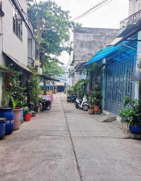 Nhà 4 tầng Phường Bình Trị Đông B 29m² giá 2.75 tỷ - Đầu tư sinh lời ngay!