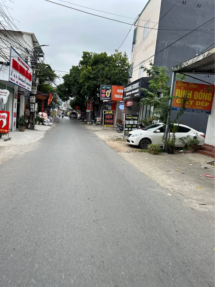 Đất kinh doanh mặt tiền đường 310, Thị trấn Bá Hiến, 168m² - Giá chỉ 5 tỷ VND!