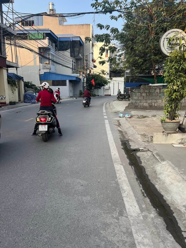 Đất mặt đường Kênh Lộc Vượng, Nam Định 116m² giá 5.22 tỷ - Kinh doanh sầm uất!