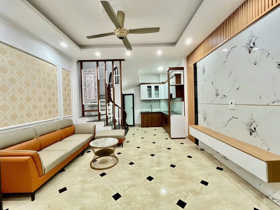 Nhà đẹp xã Đông La, Hoài Đức 31m² giá chỉ 5 tỷ - Thiết kế hiện đại, sẵn sàng ở ngay!