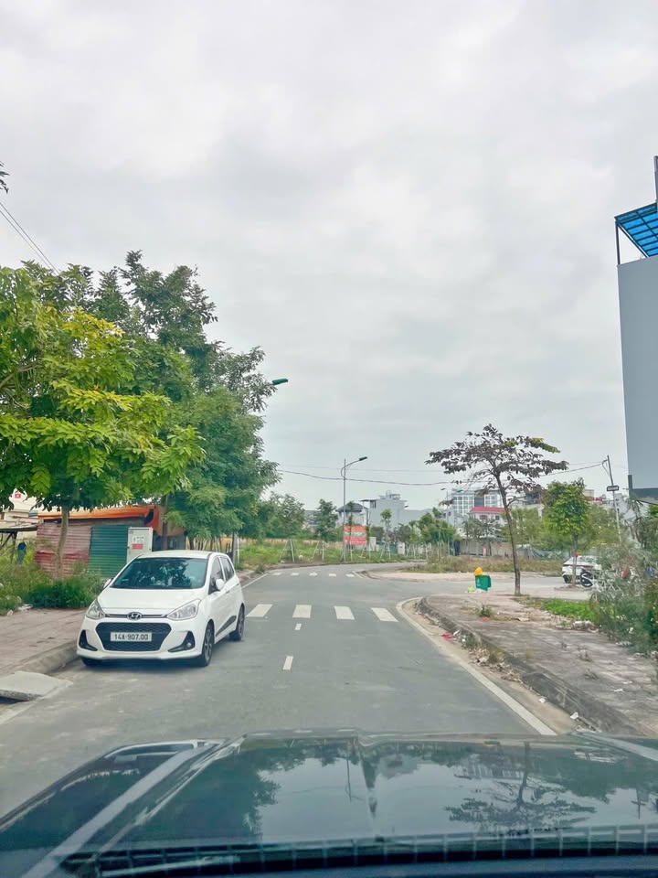 Đất nền mặt tiền 90m² tại Hải Tiến, Móng Cái giá chỉ 3 tỷ - Cơ hội đầu tư tuyệt vời!