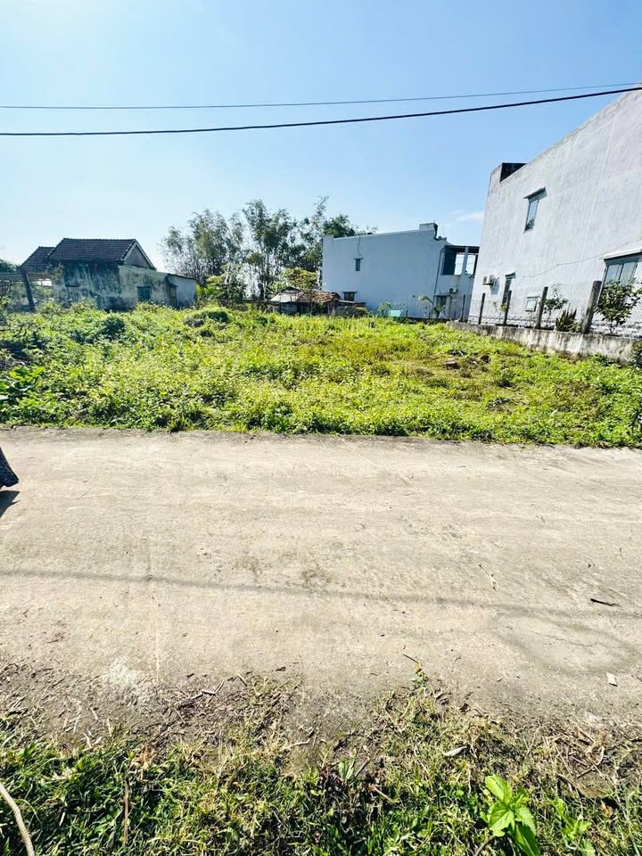 Đất nền Nam Sơn, Hòa Tiến 120m² giá 1.19 tỷ - Đường ô tô rộng rãi!