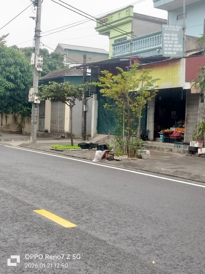 Cho thuê nhà 2.5 tầng mặt phố Nguyễn Đức Cảnh, 90m² - Giá chỉ 5 triệu/tháng!