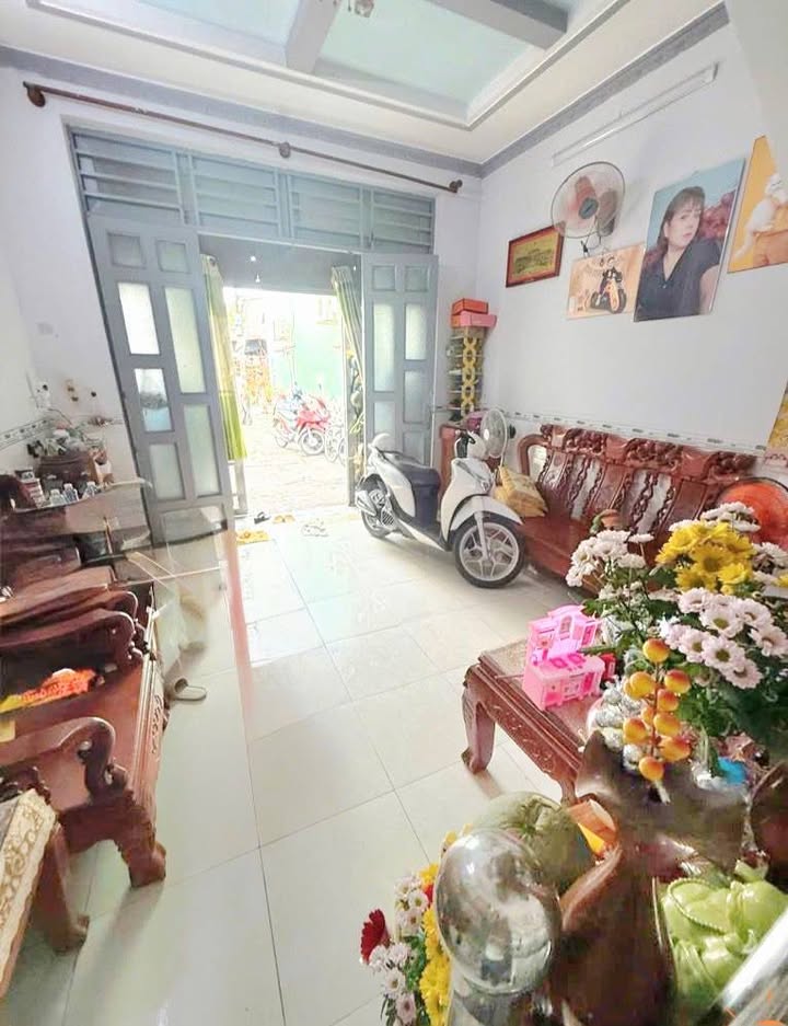 Nhà 3 PN Đường Hiệp Thành 45, Quận 12, Giá chỉ 3 tỷ - Sổ hồng chính chủ!