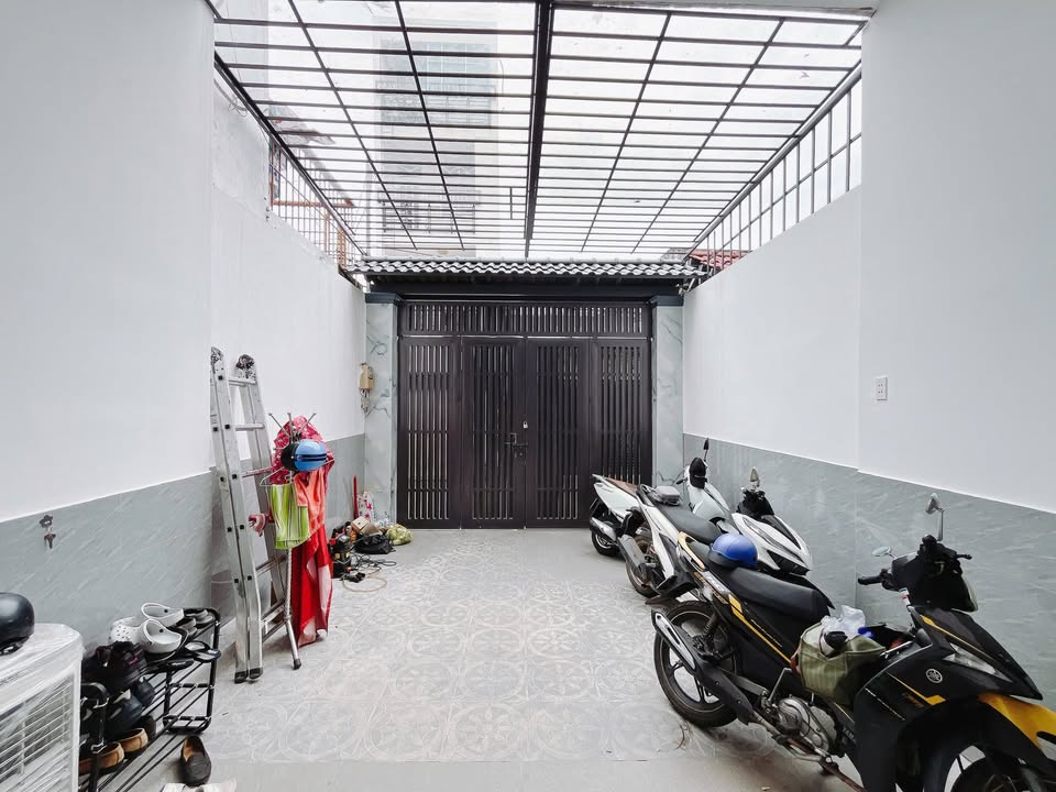 Nhà mặt tiền kinh doanh Phường Tân Hưng, Quận 7, 72m² giá thỏa thuận - Sẵn sàng vào ở!