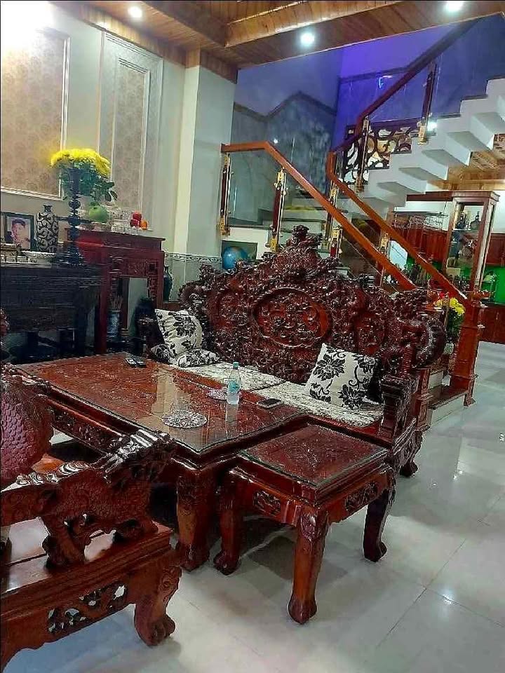 Townhouse Quận 12 110m² giá 10.2 tỷ - Nhà cực đẹp, vào ở ngay!