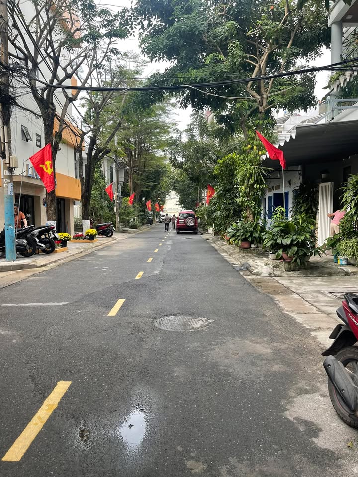 FrontHouse 3 tầng Khu phố Tây An Thượng Đà Nẵng 98m² giá 20 tỷ - Gần biển nhộn nhịp!