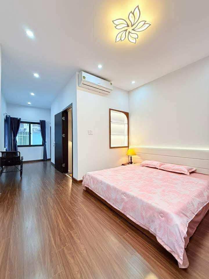 Nhà bán chính chủ tại Minh Khai, Hai Bà Trưng 40m² giá 8 tỷ - Không quy hoạch, phong thuỷ tốt!