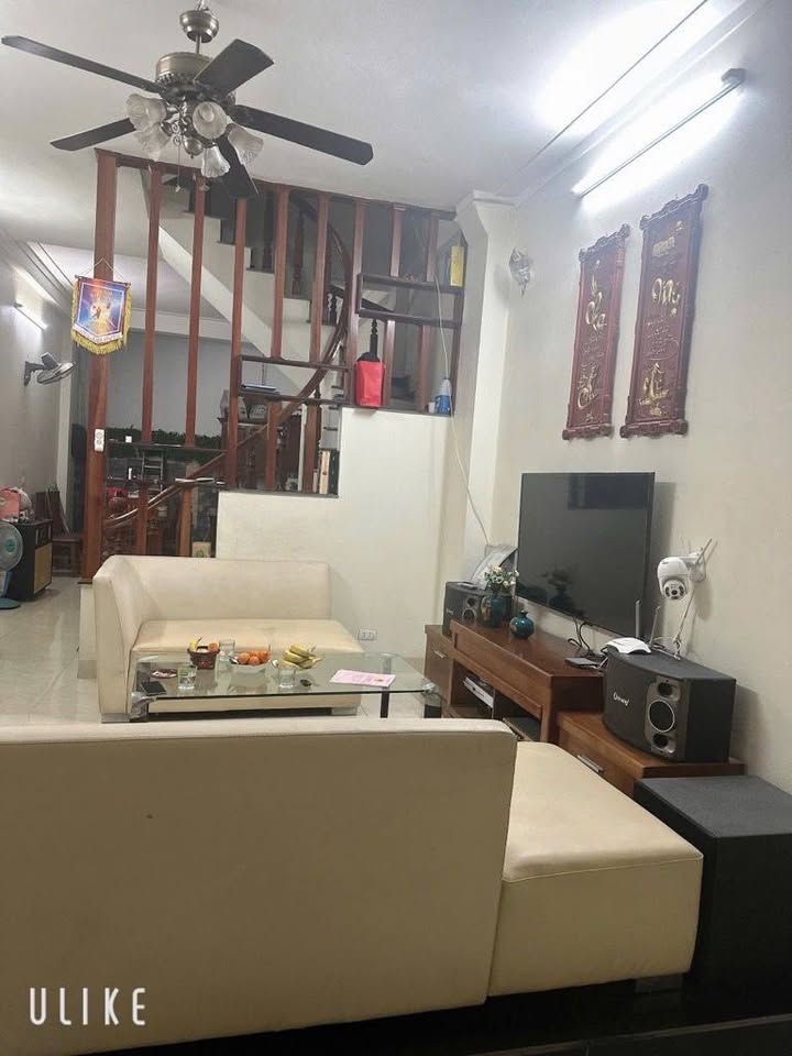 Townhouse khu Vin Tây Mỗ 53m² giá 11 tỷ - Sổ đỏ chính chủ, nội thất đầy đủ!