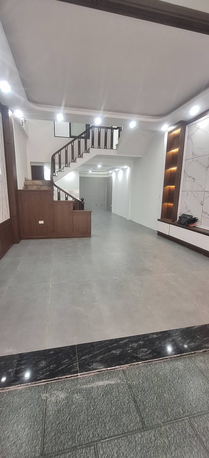 Nhà 3 tầng Đông Thọ 85m² giá 5 tỷ - Tiềm năng kinh doanh lớn!