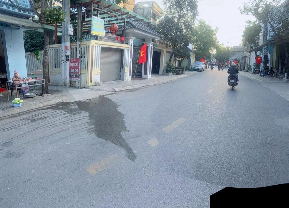 Nhà 2 tầng tại phố Tân Trọng, Quảng Thành 64m² giá 2 tỷ - Ô tô vào tận nơi!