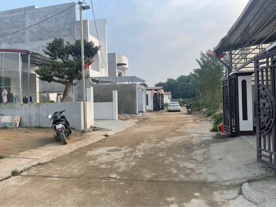 Đất thổ cư 125m² tại Phường Nguyễn Thái Học - Gần trường chuyên Nguyễn Tất Thành, chỉ 1.8 tỷ!