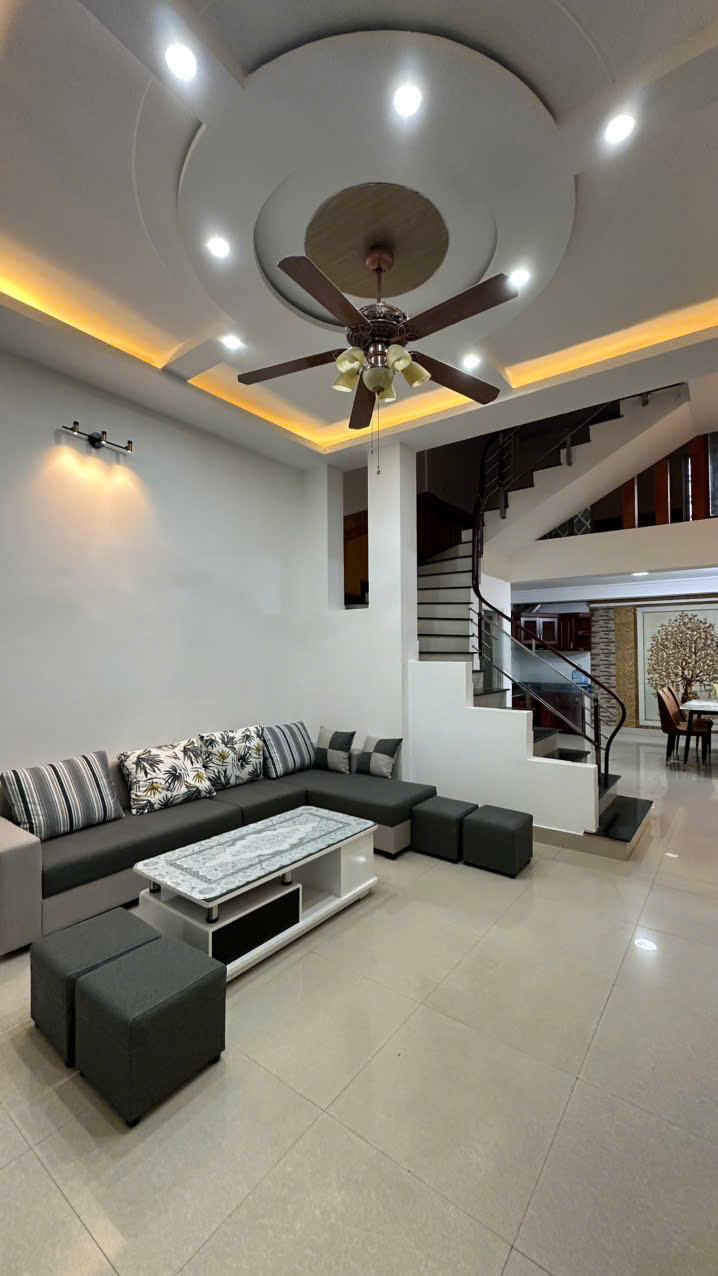 Nhà phố Hồ Sen, Quận Lê Chân, 48m² giá 3.45 tỷ - Sẵn sàng vào ở ngay!