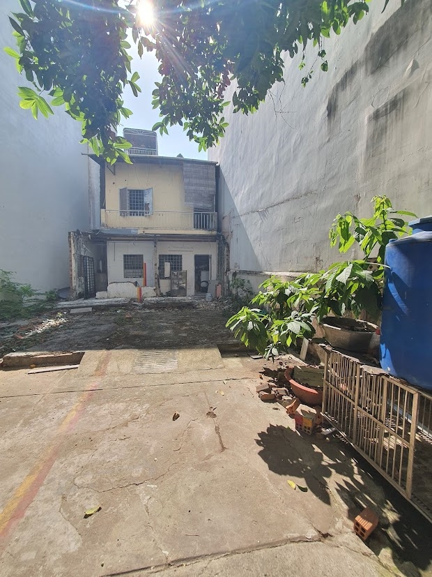 Nhà Mặt Tiền Trường Sơn, Phường 4, Tân Bình 60m² giá 10.3 tỷ - Đầu tư sinh lời cao!