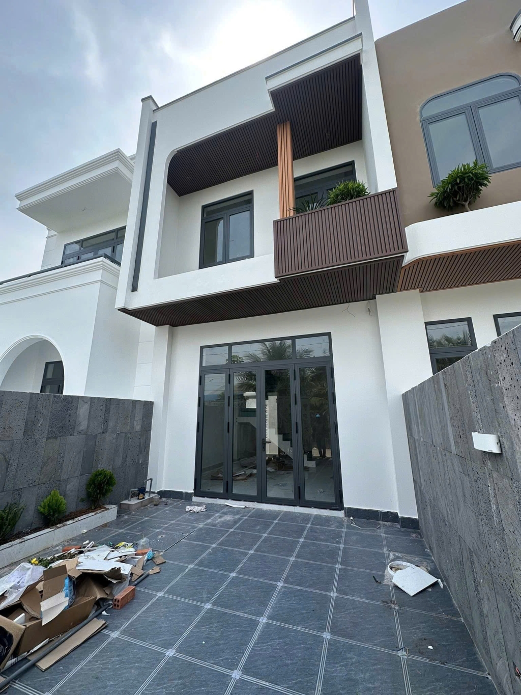 Nhà 1 trệt 1 lầu Phường Long Bình Tân, Biên Hòa 90m² giá 600 triệu - Sẵn sàng ở ngay!