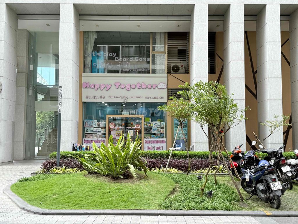 Cho thuê shop house căn góc Midtown Phú Mỹ Hưng 80m² giá 50 triệu - Mặt tiền đẹp, kinh doanh dễ dàng!