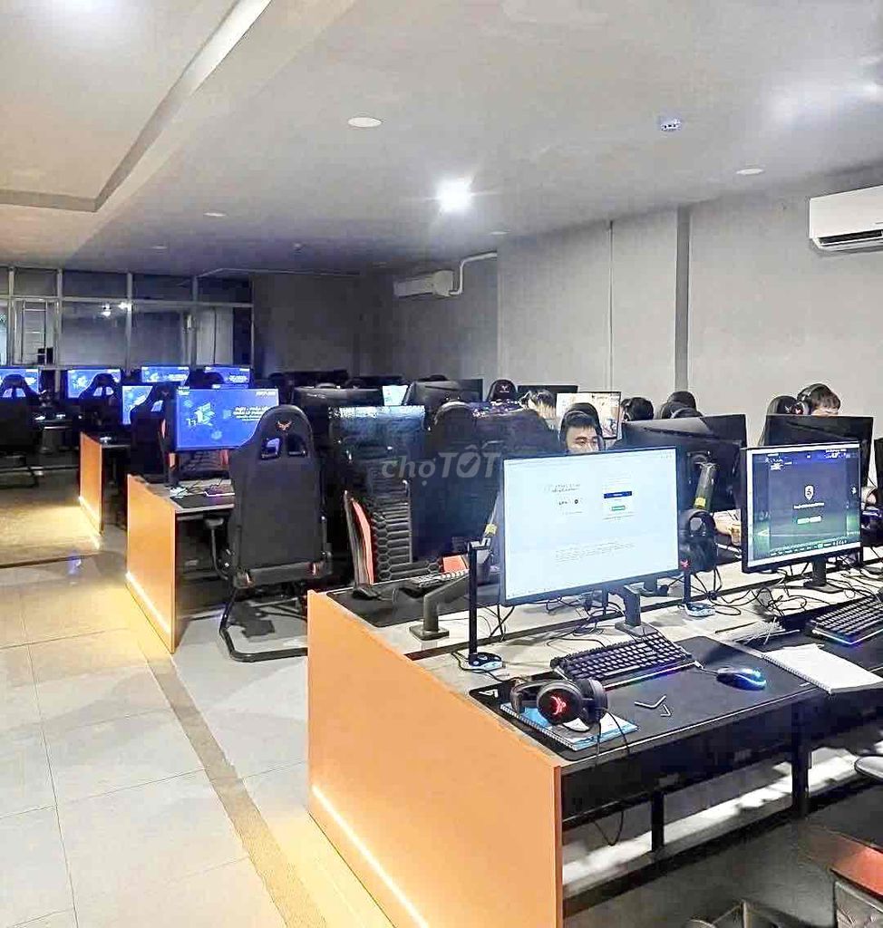 Nhà Mặt Tiền Xô Viết Nghệ Tĩnh 150m² giá 70 triệu - Vị trí kinh doanh sôi động!