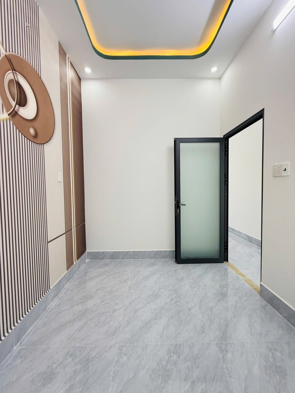 Nhà 1 trệt 1 lầu mặt tiền Nguyễn Thị Tạo 84.8m² giá 2.88 tỷ - Dọn vào ở ngay!