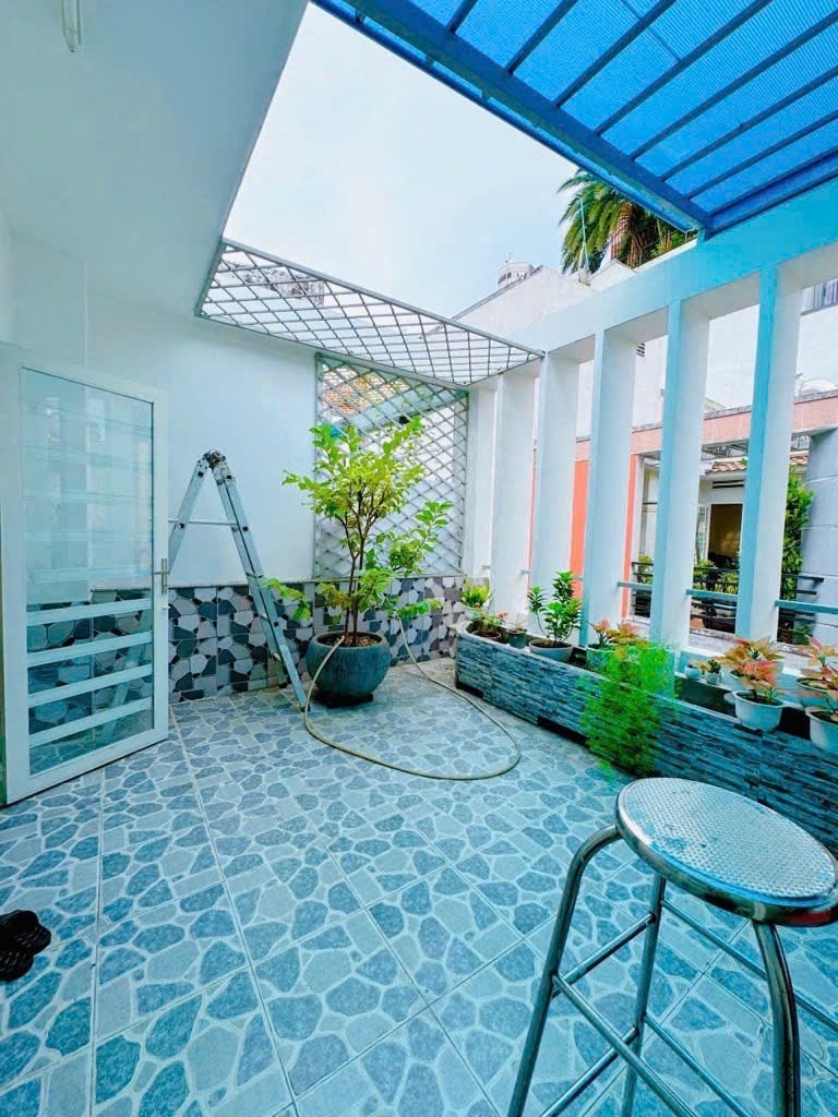 Nhà 1 trệt 4 lầu Phường 8 Quận 3, 41m² giá 7.5 tỷ - Sẵn sàng ở ngay!