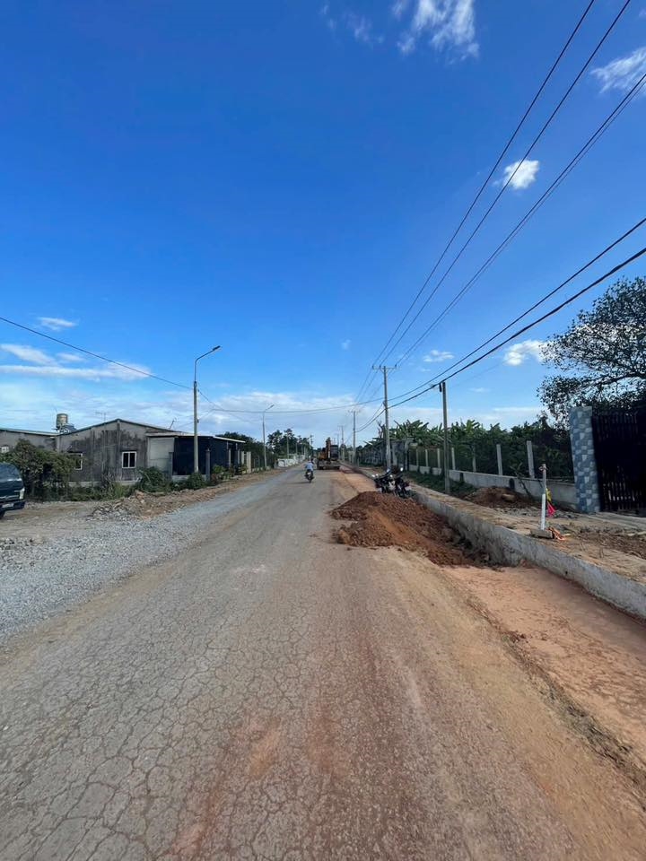 Đất mặt tiền kinh doanh đường Hương Lộ 15, TP Tân Uyên - 100m² - Giá 2 tỷ