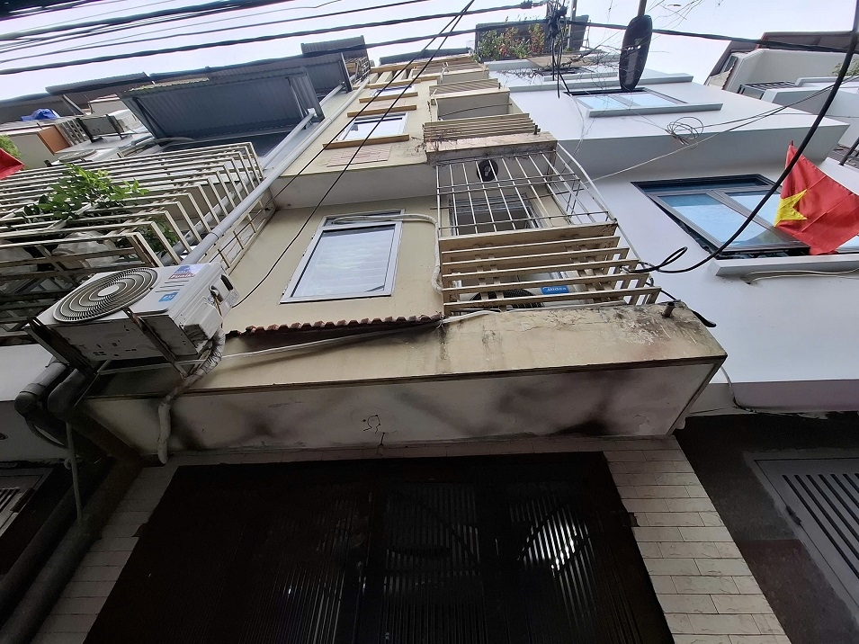 Nhà 5 tầng phố Quan Nhân, Thanh Xuân 40m² giá 9.35 tỷ - Tiềm năng sinh lời cao!