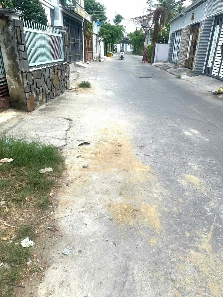 Nhà và Dãy Trọ Mặt Tiền Đường Kim Bồng - 409,2m² giá 12 tỷ - Cơ hội đầu tư tuyệt vời!