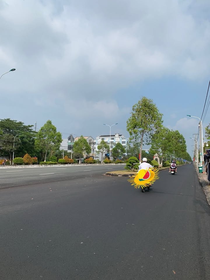 Đất nền 2 mặt tiền đường Tân Lộ Kiều Lương 600m² giá 1x tỷ - Cơ hội đầu tư sinh lời!