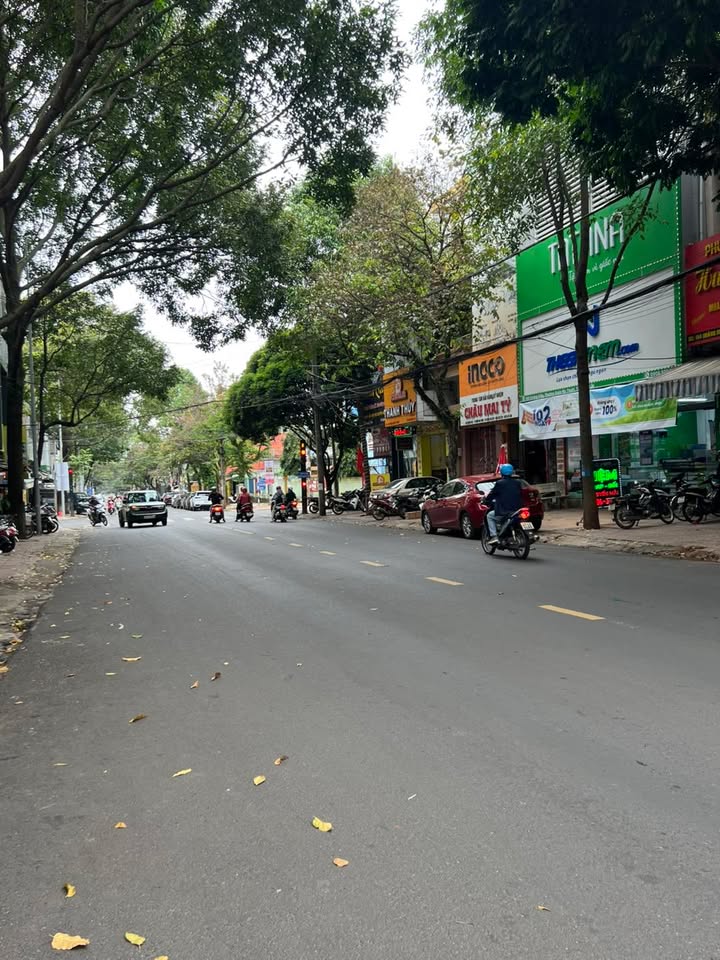 Nhà mặt tiền kinh doanh đường Nguyễn Viết Xuân, TP. Buôn Ma Thuột 224,4m² - Đầu tư sinh lời ngay!