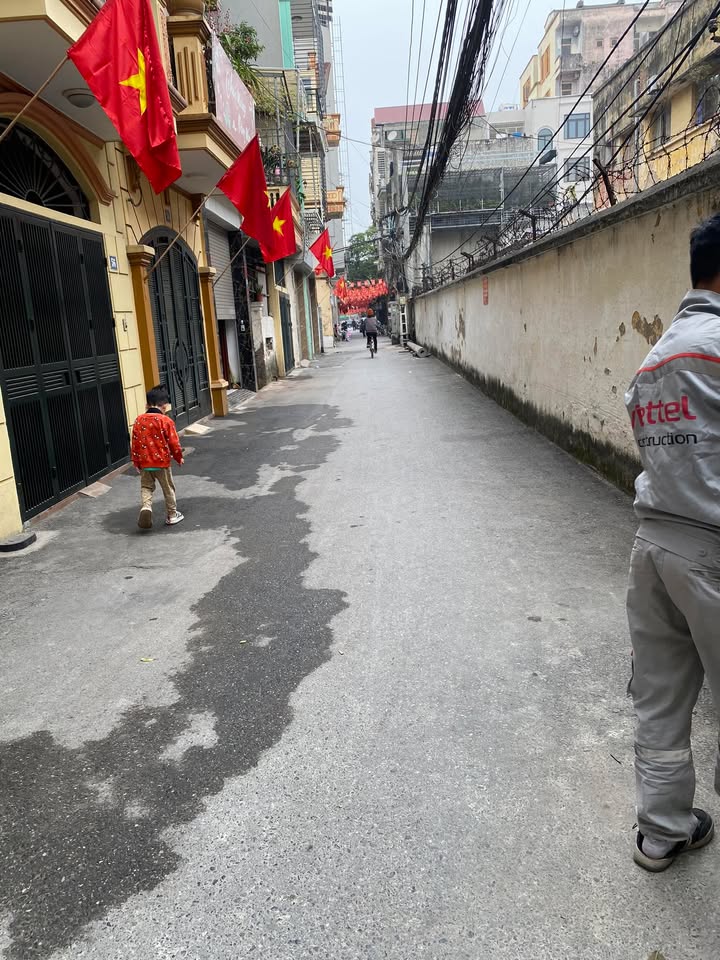 Nhà phố góc Hoàng Mai 30m² giá thỏa thuận - Sẵn sàng vào ở ngay!