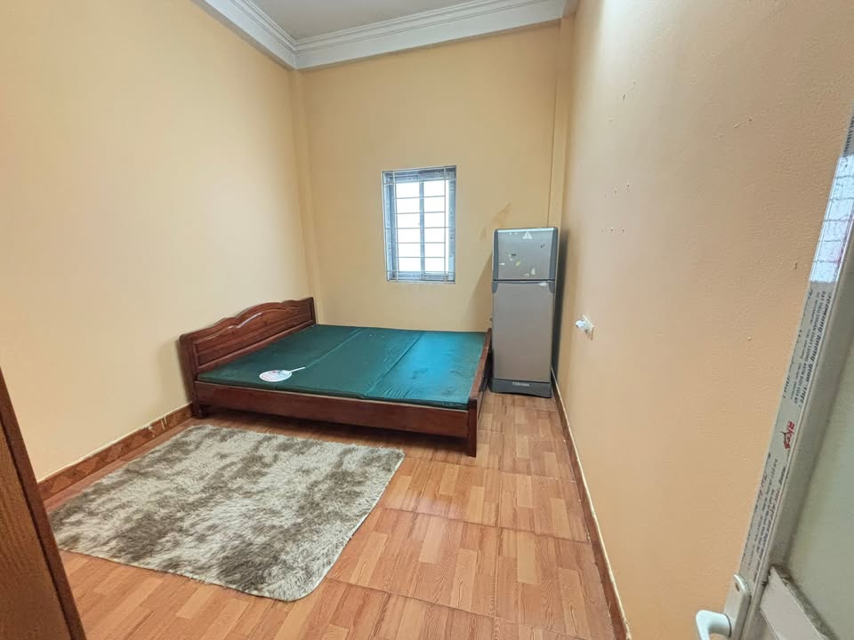 Phòng trọ tại 49 Thúy Lĩnh, Lĩnh Nam, 2 triệu - Tiện nghi đầy đủ, tự do giờ giấc!