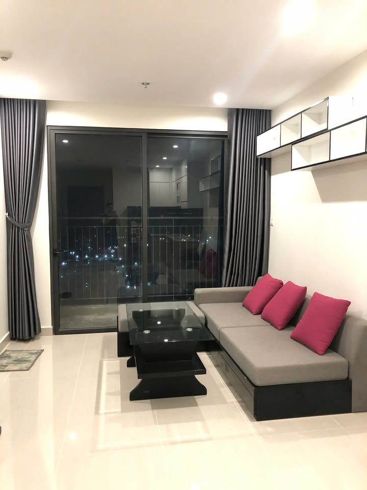 Căn hộ Vinhomes Grand Park 67m² giá 3.15 tỷ - Full nội thất, sẵn sàng vào ở!