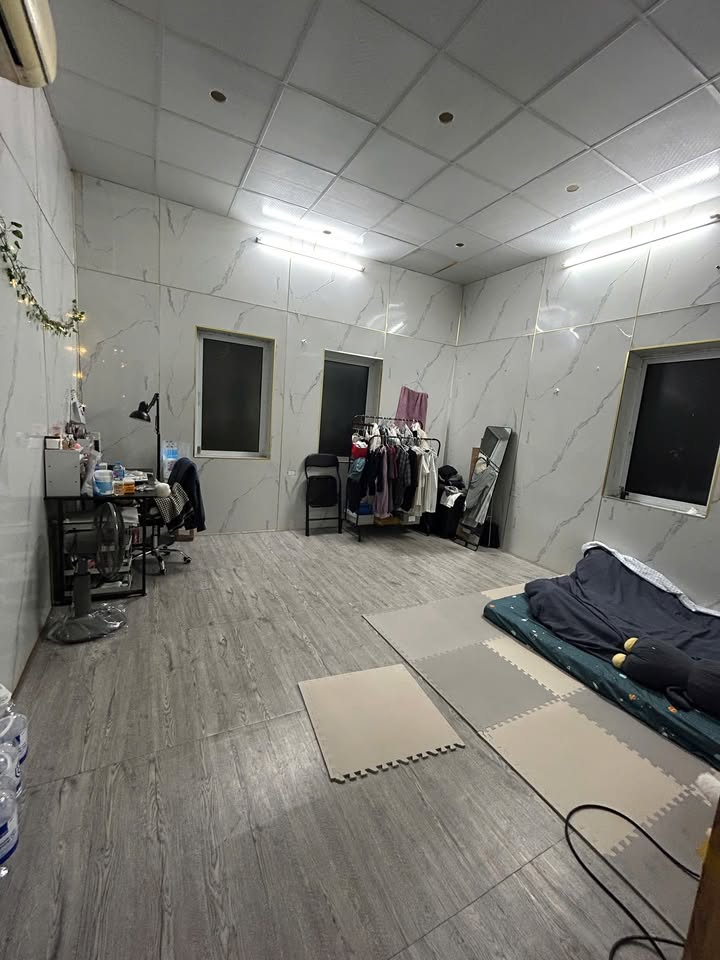 Phòng trọ Phùng Khoang 2.7 triệu - Vào ở ngay, tiện nghi đầy đủ!