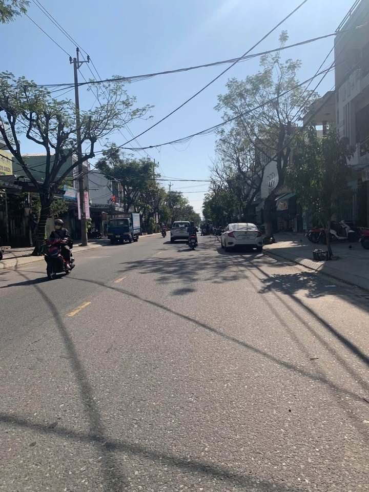 Nhà phố Sơn Trà, Đà Nẵng 90m² giá 4.X tỷ - Đầu tư thông minh!