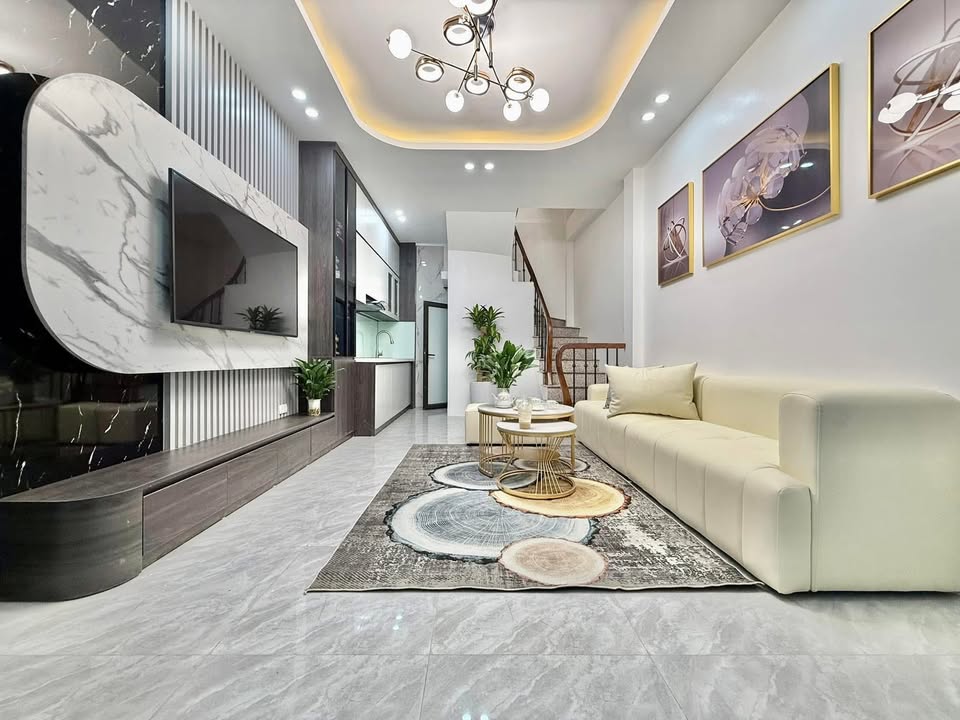 Nhà đẹp Lạc Trung - Kim Ngưu 30m² giá 6 tỷ - Chính chủ, full nội thất