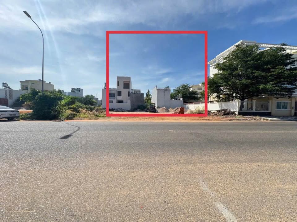 Cặp mặt tiền Võ Văn Kiệt, Phú Thủy, 249m² giá 10.8 tỷ - Đầu tư sinh lời cao!