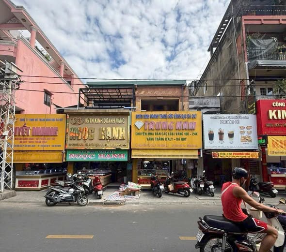 Nhà mặt tiền Nguyễn Hữu Cầu, Phường Tân Định, Quận 1 - Giá 105 tỷ - Cơ hội đầu tư tuyệt vời!