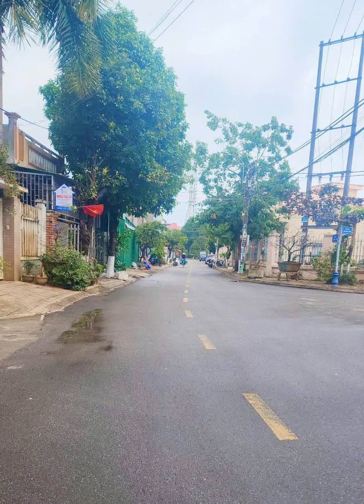 Đất nền đẹp ngay trung tâm Quảng Ngãi 130m² giá 1.5 tỷ - Đường ô tô thoải mái!