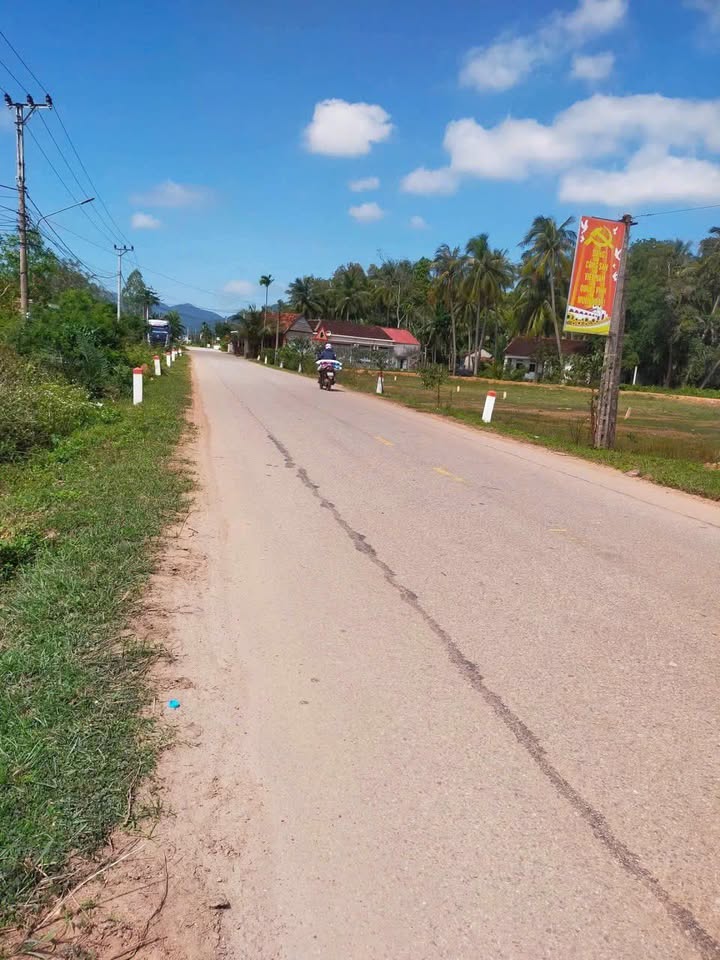 Đất nền thôn Vạn Thiết, Mỹ Châu, Phù Mỹ 180m² giá 2.3 tỷ - Cơ hội vàng cho nhà đầu tư!